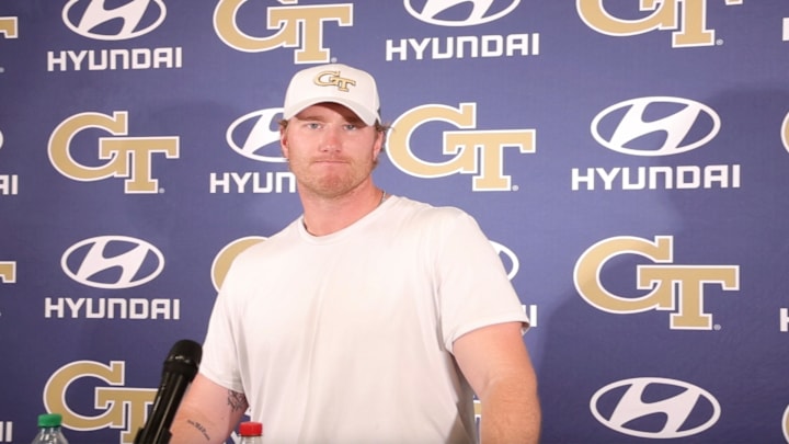 Georgia Tech TE Coach Nathan Brock 