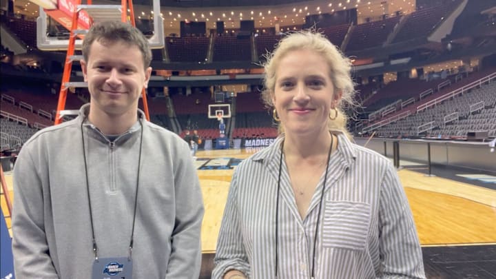 Alabama Crimson Tide on SI writers Hunter De Siver and Katie Windham from the court at the Prudential Center in Newark Alabama Crimson Tide on SI writers Hunter De Siver and Katie Windham from the court at the Prudential Center in Newark