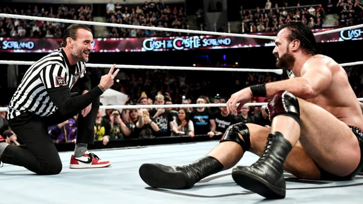 CM Punk screws Drew McIntyre out of winning the World Heavyweight Championship at WWE Clash at the Castle 2024.