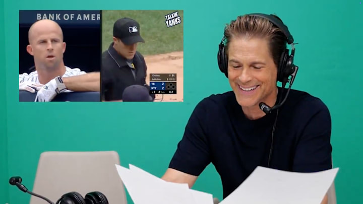Rob Lowe recreates Aaron Boone’s memorable explosion at umpire Brennan Miller.