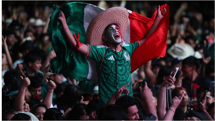 Mexico’s streets were packed out in support of the country. Mexico’s streets were packed out in support of the country.