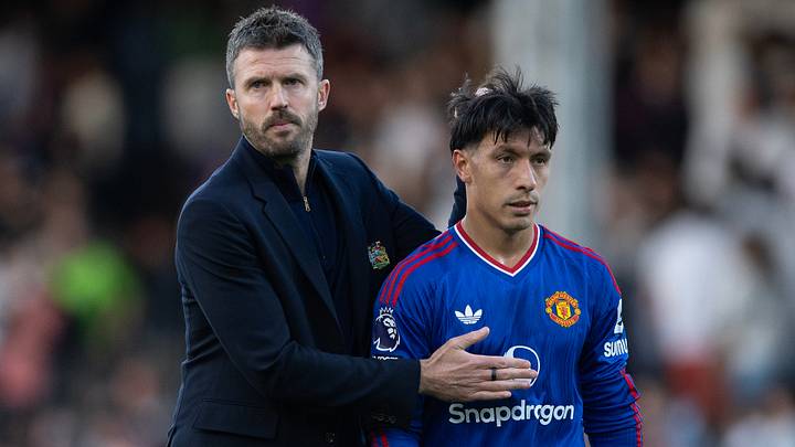 Michael Carrick (left) has not burned any bridges with Lisandro Martínez. Michael Carrick (left) has not burned any bridges with Lisandro Martínez.