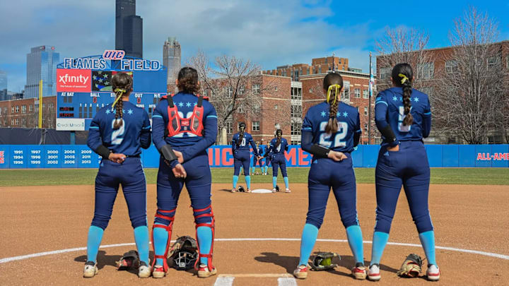 The Illinois Chicago Flames added two coaches to its staff and one is an NFCA Hall of Fame head coach.