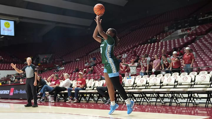 Tulane guard CC Mays Takes a Three