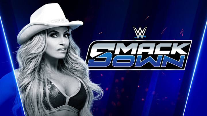 Trish Stratus returns to SmackDown in Toronto