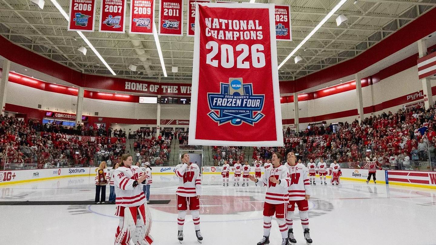 It's Game On For Men's College Hockey; Wisconsin Women Raise Banner, Crush BU: Puck Drop
