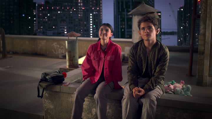 I Woke Up A Vampire: Season 2. (L-R) Kaileen Chang as Carmie and Will Coombs as Tristan in I Woke Up A Vampire: Season 2. Cr. NETFLIX © 2024