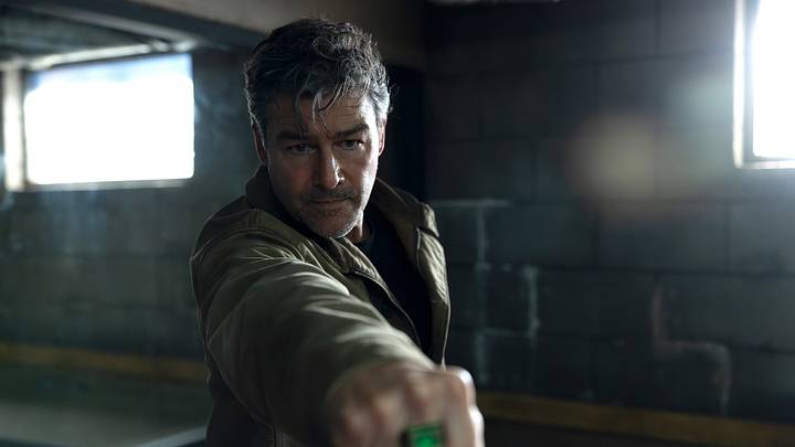 Kyle Chandler in Lanterns. Kyle Chandler in Lanterns.