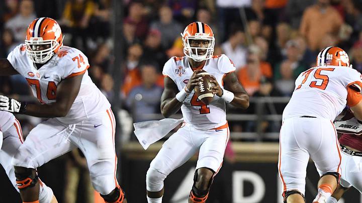 Deshaun Watson quarterbacked Clemson to the national championship in 2016.
Watsonpass Deshaun Watson quarterbacked Clemson to the national championship in 2016.
Watsonpass