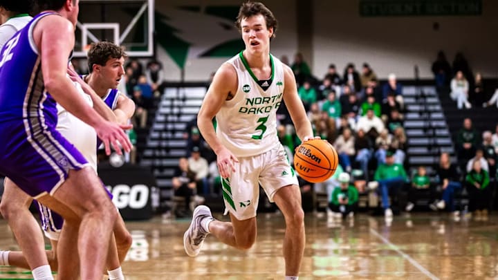 North Dakota freshman Greyson Uelmen during a regular-season game against St. Thomas.