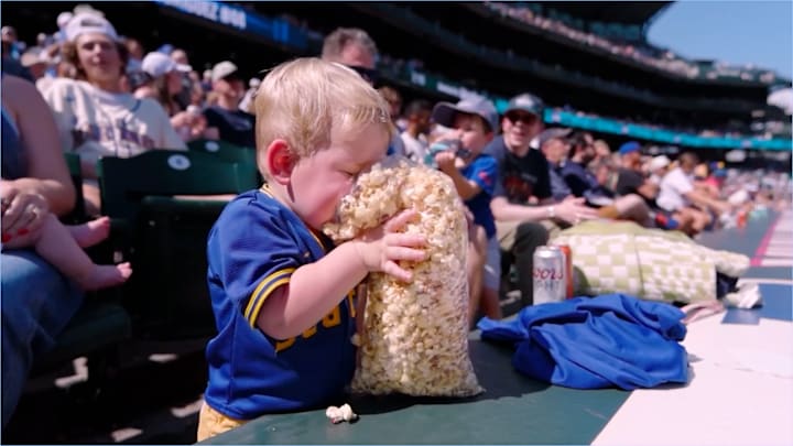 This young baseball fan was living the dream.