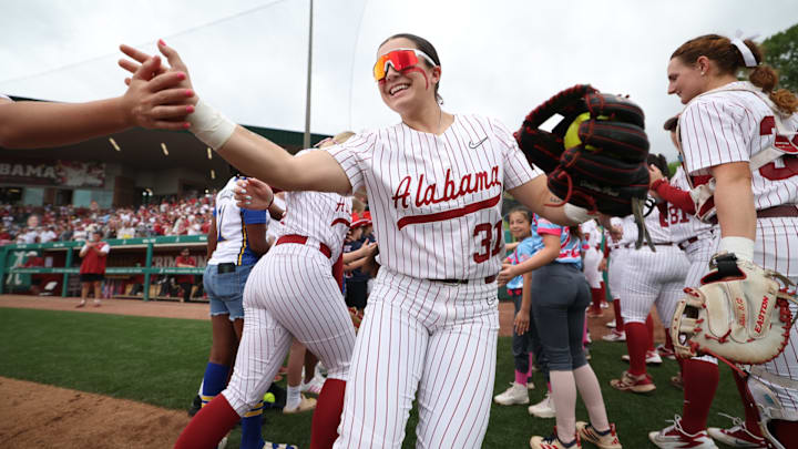 Alabama is Softball On SI's Team of the Week after dethroning Texas.
