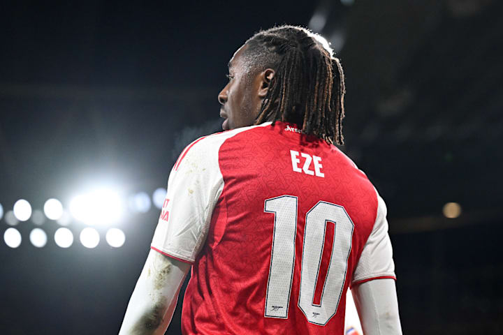 หมายเลขเสื้อของเอเบเรชี เอเซ่