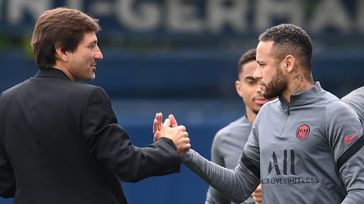 Leonardo et Neymar sont dans le viseur de Jérôme Rothen