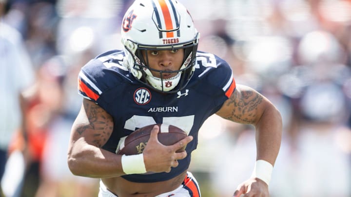 Auburn Tigers running back Jarquez Hunter will carry a much heavier load in Week 2 against the Cal Golden Bears. Auburn Tigers running back Jarquez Hunter will carry a much heavier load in Week 2 against the Cal Golden Bears.