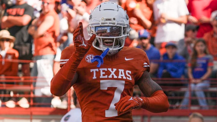 Texas Longhorns defensive back Jahdae Barron (7) reacts to a play during the Longhorns' game against the Florida Gators, Nov. 9, 2024 at Darrell K. Royal Texas Memorial Stadium in Austin.