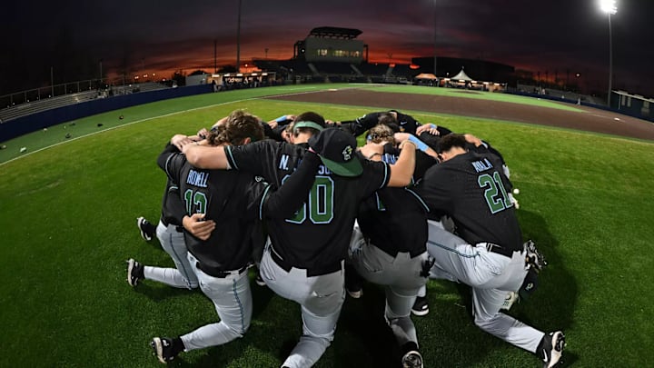 Tulane Baseball in huddle