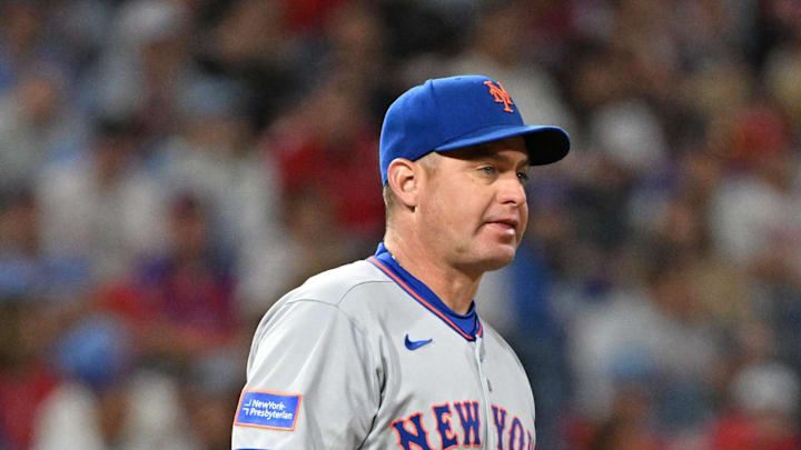 Mendoza's Mets were swept by the Phillies in four games. 