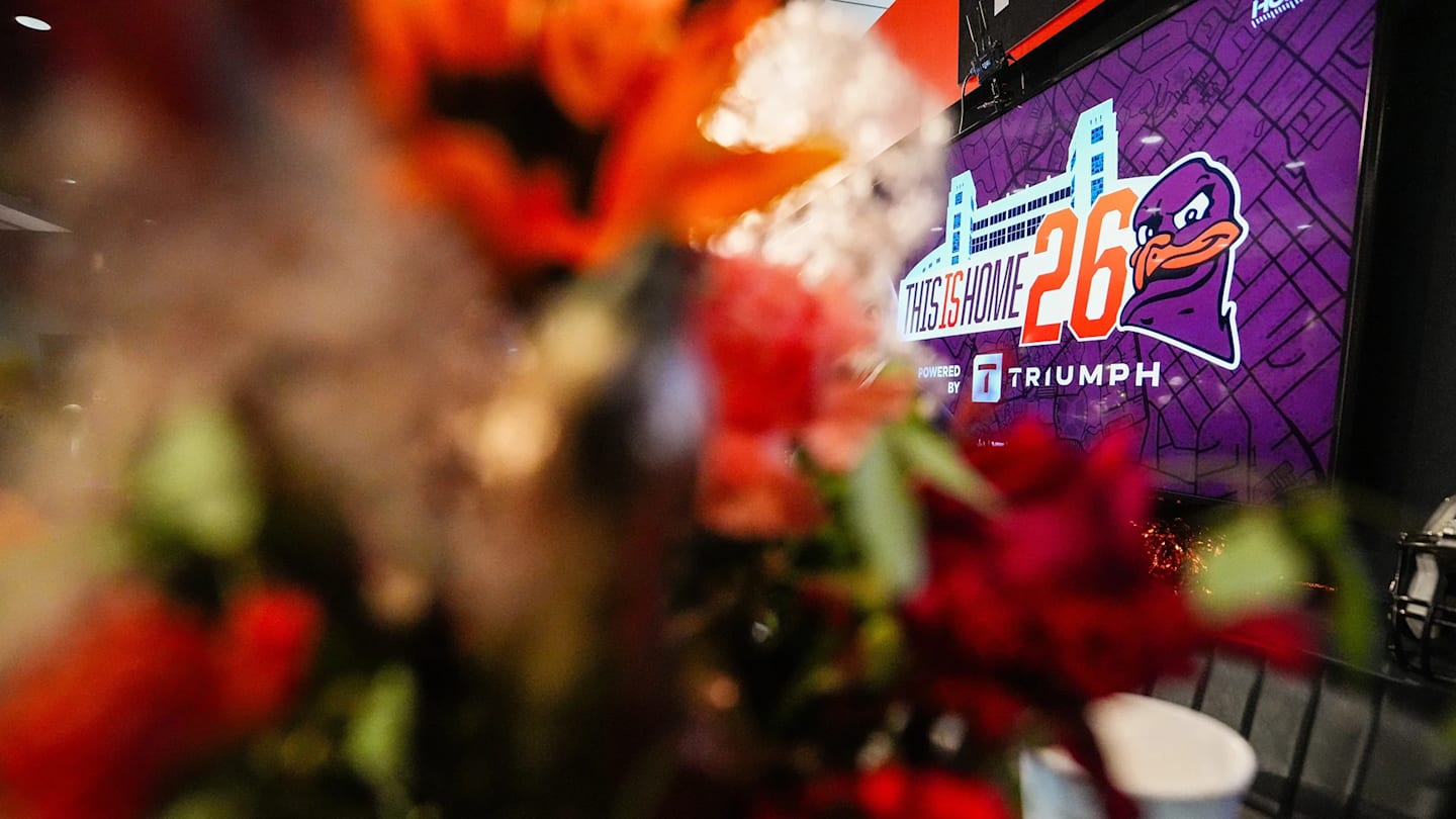 2027 Three Star Edge Rusher Xavier Perkins Commits To Virginia Tech Over The Miami Hurricanes