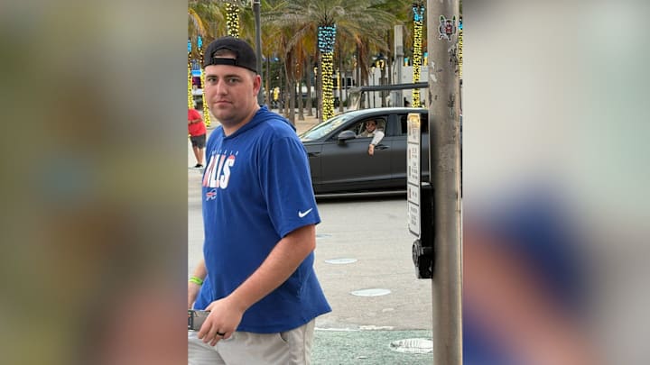 Ryan, Josh's (pictured) friend, whipped out his phone at the exact right time. Ryan, Josh's (pictured) friend, whipped out his phone at the exact right time.