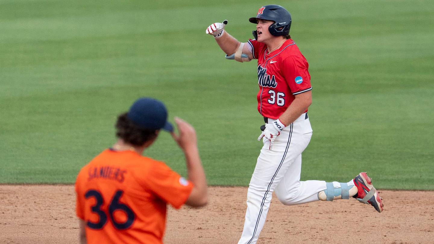 Auburn Baseball's 2026 Season Comes to An End Against Ole Miss in Super Regional Sweep