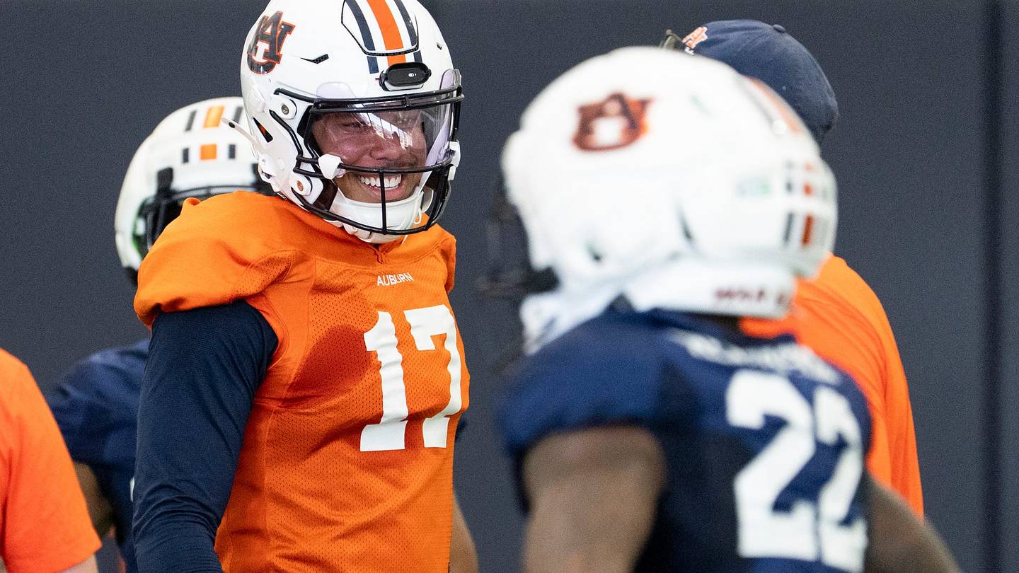 Analyst Ranks Byrum Brown Insultingly Low In SEC Quarterback Rankings