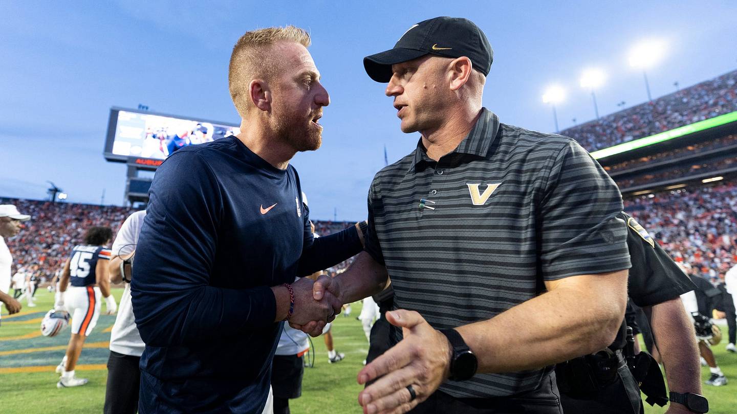 Where Auburn Football Stands in SEC Rankings After Vanderbilt Win