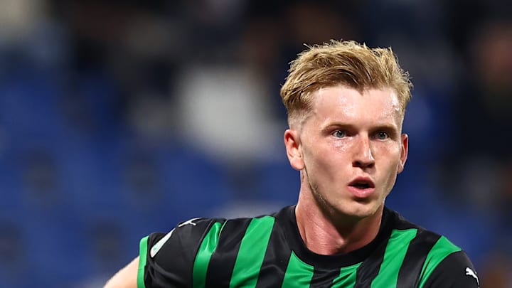 Will Josh Doig remain in green, or switch to blue?