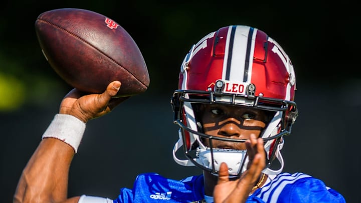 Indiana's Dexter Williams II (5) throws a pass during fall football camp at Indiana University on Thursday, Aug. 11, 2022.

Iufb Qb Dexter Williams 2