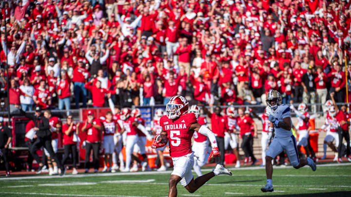 Indiana's D'Angelo Ponds (5) makes an interception and returns it for a touchdown during the Indiana versus Washington football game at Memorial Stadium on Oct. 26, 2024.