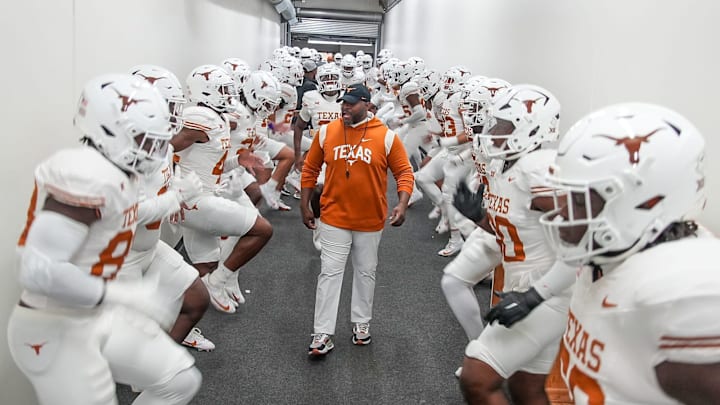 Torre Becton, Texas football