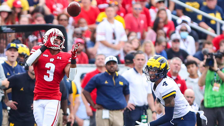 University of Wisconsin Badgers football's Kendric Pryor (3) makes this 7 yard reception against Michigan during their game Saturday, October 2, 2021 in Madison, Wis. Michigan won the game 38-17. Doug Raflik/USA TODAY NETWORK-Wisconsin
Fon Badgers Vs Michigan Football 100221 Dcr157 University of Wisconsin Badgers football's Kendric Pryor (3) makes this 7 yard reception against Michigan during their game Saturday, October 2, 2021 in Madison, Wis. Michigan won the game 38-17. Doug Raflik/USA TODAY NETWORK-Wisconsin
Fon Badgers Vs Michigan Football 100221 Dcr157