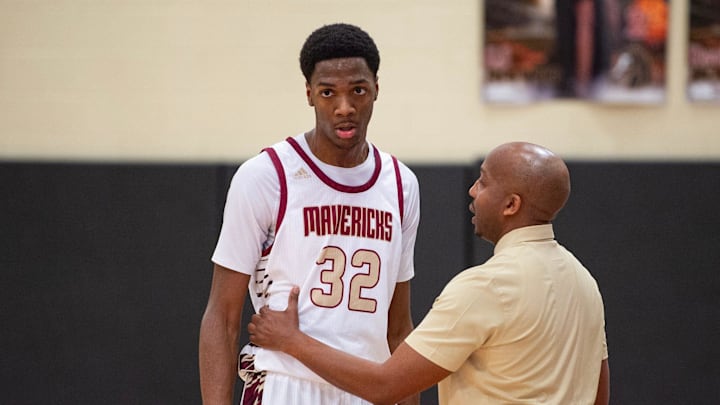 Four-star recruit Sam Funches (32), the No. 3-ranked center in the 2026 class, has plans to visit Gonzaga before making his college decision