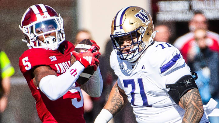 Indiana's D'Angelo Ponds (5) makes an interception and returns it for a touchdown during the Indiana versus Washington football game at Memorial Stadium on Oct. 26, 2024.