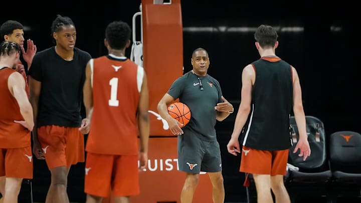 Head Coach Rodney Terry coaches his team on Tuesday, Oct. 1, 2024 during a practice session that was held at the Moody Center for the local media. Sports writers got their first glimpse of the 2024-25 team at this event.