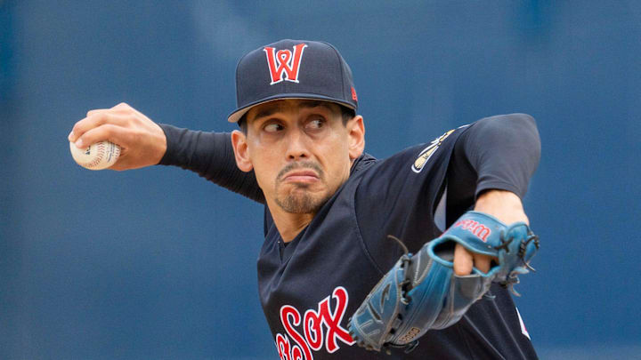 Jose De Leon and Puerto Rico are favorites against Canada.