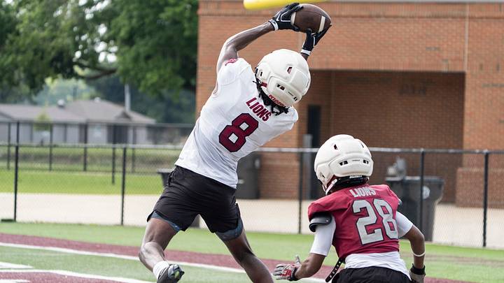 Auburn commit Deshawn Hall (8) had a standout performance in Prattville's win over Niceville on Friday night. Auburn commit Deshawn Hall (8) had a standout performance in Prattville's win over Niceville on Friday night.