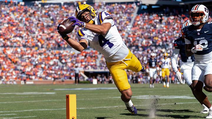 LSU Tigers wide receiver Jackson Harris (4) fails to control a pass before going out of bounds as Auburn Tigers take on LSU Tigers at Jordan-Hare Stadium in Auburn, Ala. on Saturday, Oct. 24, 2026. LSU Tigers defeated Auburn Tigers 38-17. LSU Tigers wide receiver Jackson Harris (4) fails to control a pass before going out of bounds as Auburn Tigers take on LSU Tigers at Jordan-Hare Stadium in Auburn, Ala. on Saturday, Oct. 24, 2026. LSU Tigers defeated Auburn Tigers 38-17.