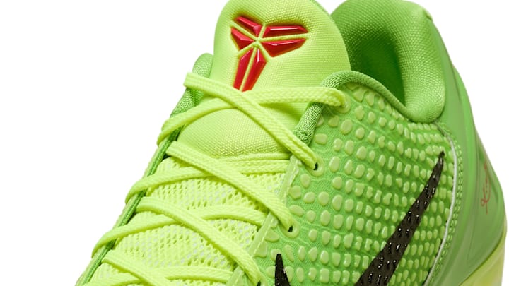 Nike is turning the Kobe 6 "Grinch" basketball shoes into football cleats.