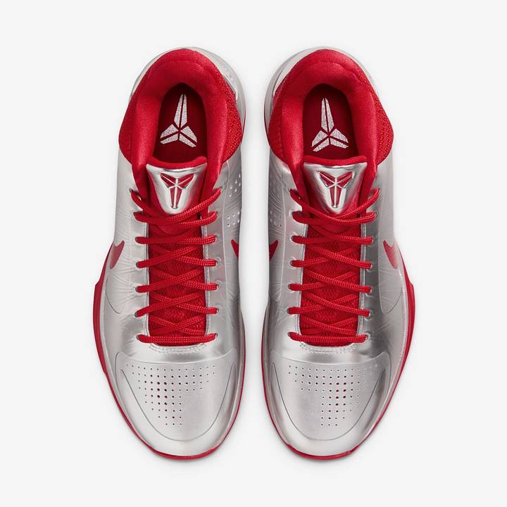 Caitlin Clark's Nike Kobe 5 