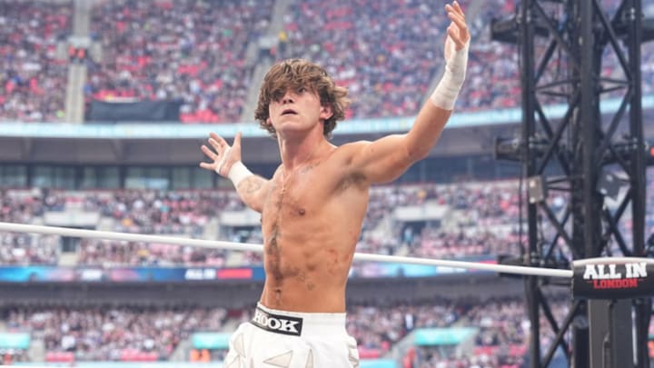 HOOK is expected to remain with AEW. HOOK is expected to remain with AEW.