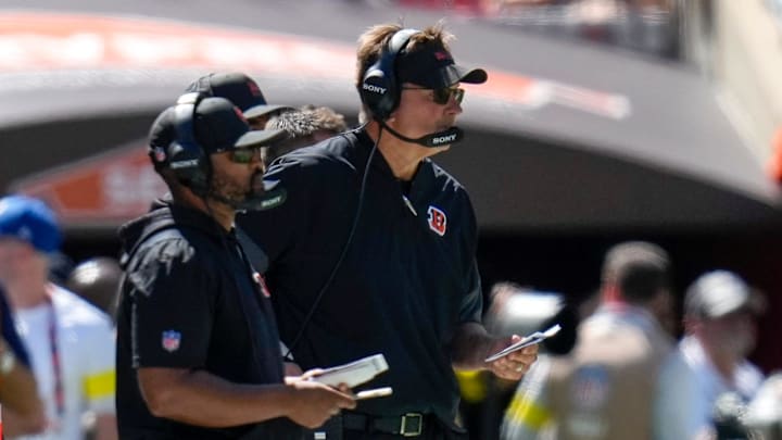 Cincinnati Bengals defensive coordinator Al Golden looks on from the sideline in the second quarter of the NFL Week 1 game between the Cleveland Browns and the Cincinnati Bengals at Huntington Bank Field in Cleveland on Sunday, Sept. 7, 2025.