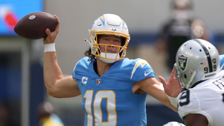 Las Vegas Raiders v Los Angeles Chargers