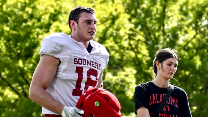 Oklahoma linebacker Cole Sullivan