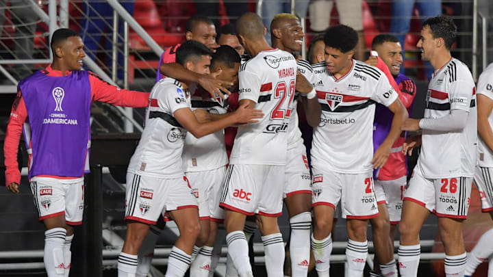 São Paulo decepcionou na reta final do Brasileiro e ficou com vaga na Sul-Americana