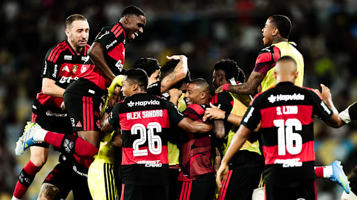 Flamengo dominou o Fluminense no Maracanã Flamengo dominou o Fluminense no Maracanã