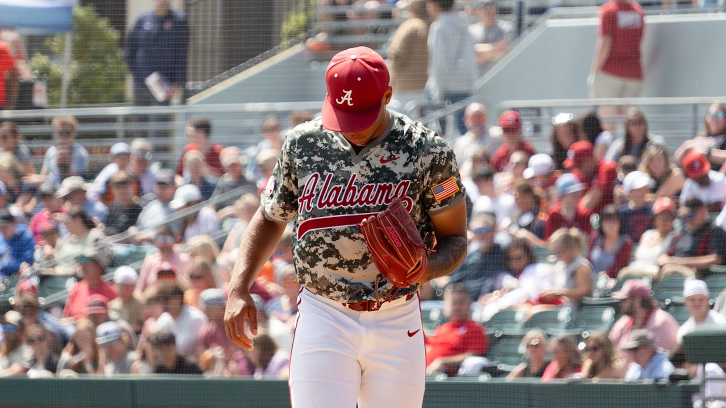 Live Updates As No. 8 Alabama Baseball Looks to Avoid a Sweep Against No. 22 Arkansas