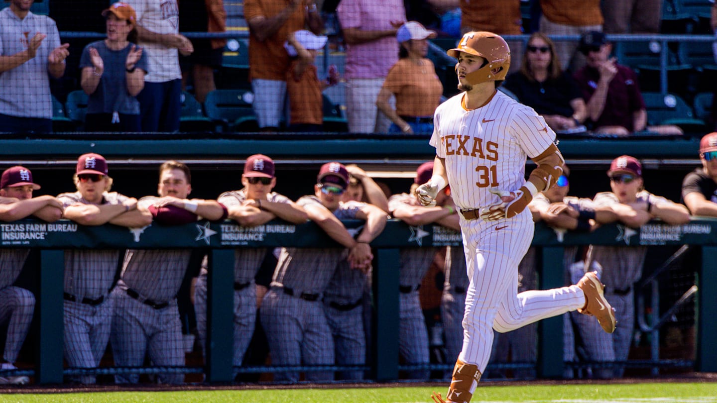 Texas Baseball Middle Order Has Been Impressive, Avoids Sweep