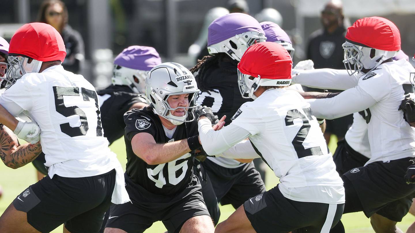 One Dark Horse Who Should Make the Raiders Roster After OTAs