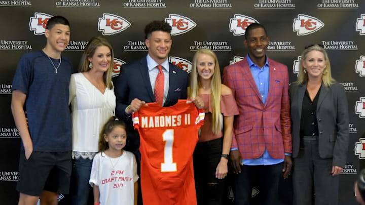 Apr 28, 2017; Kansas City, MO, USA; Kansas City Chiefs number 10 pick Patrick Mahomes II poses for a photo with his family during the press conference at Stram Theatre. Mandatory Credit: Denny Medley-Imagn Images